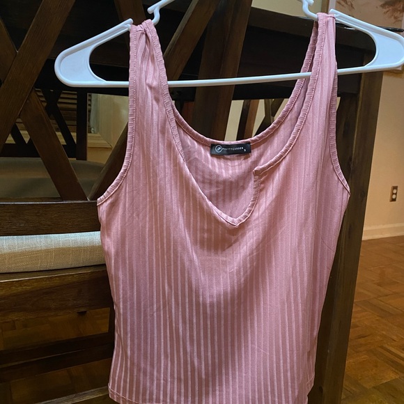 Crop top - Picture 2 of 4